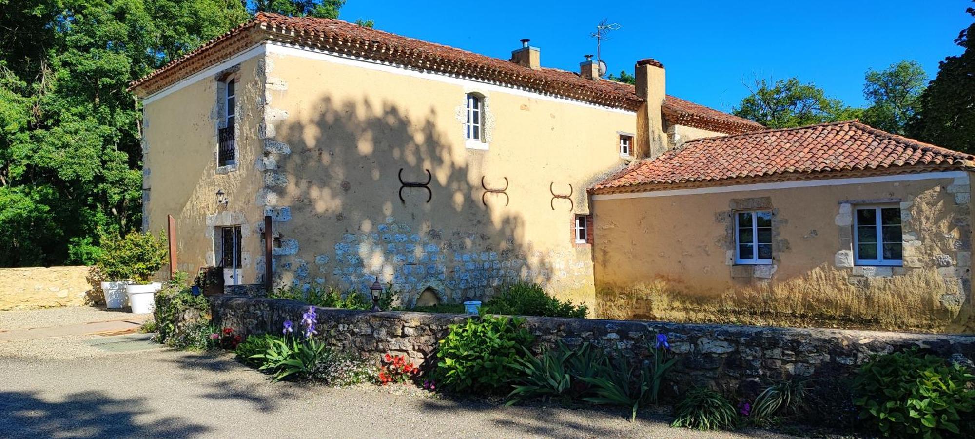 Le Moulin De Laumet Hotel Vic-Fezensac Exterior photo